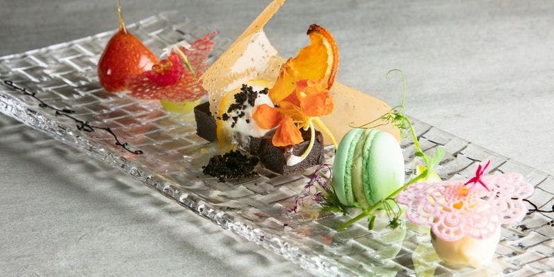 Menu Anniversaire ～アニバーサリーコース～ 【本格フレンチコース】＋ホールケーキ付