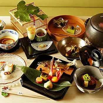 ランチ 荒木町 光樹 アラキチョウ ミツキ 四谷三丁目 和食 割烹 懐石 日本料理 一休 Comレストラン