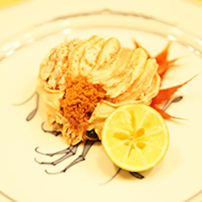 旬の素材を盛り込んだ料理の数々