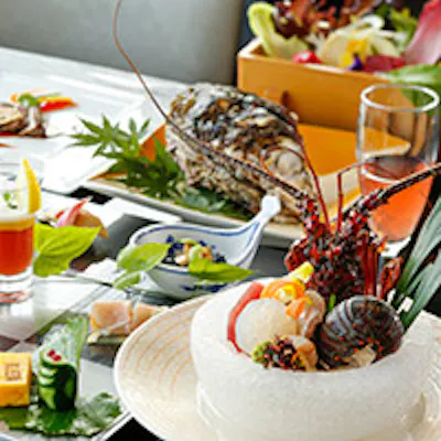出来立ての伊勢志摩の料理