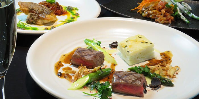 ウルフギャング・パック カフェ 愛知芸術文化センター店（WOLFGANG PUCK CAFE）