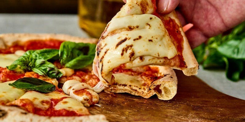 【クオーレランチ】メインはピザ2種とパスタからチョイス　ハーフブッフェ付き