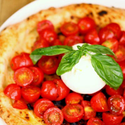 ナポリピザ職人×ソムリエ×バリスタが届けるイタリア食文化