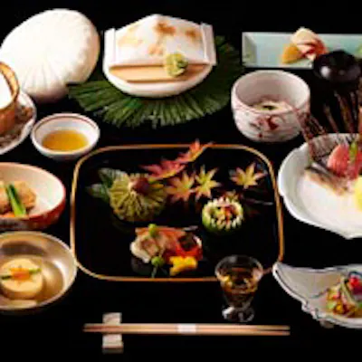 色彩豊かな旬の味覚を感じ、和み、愉しむ