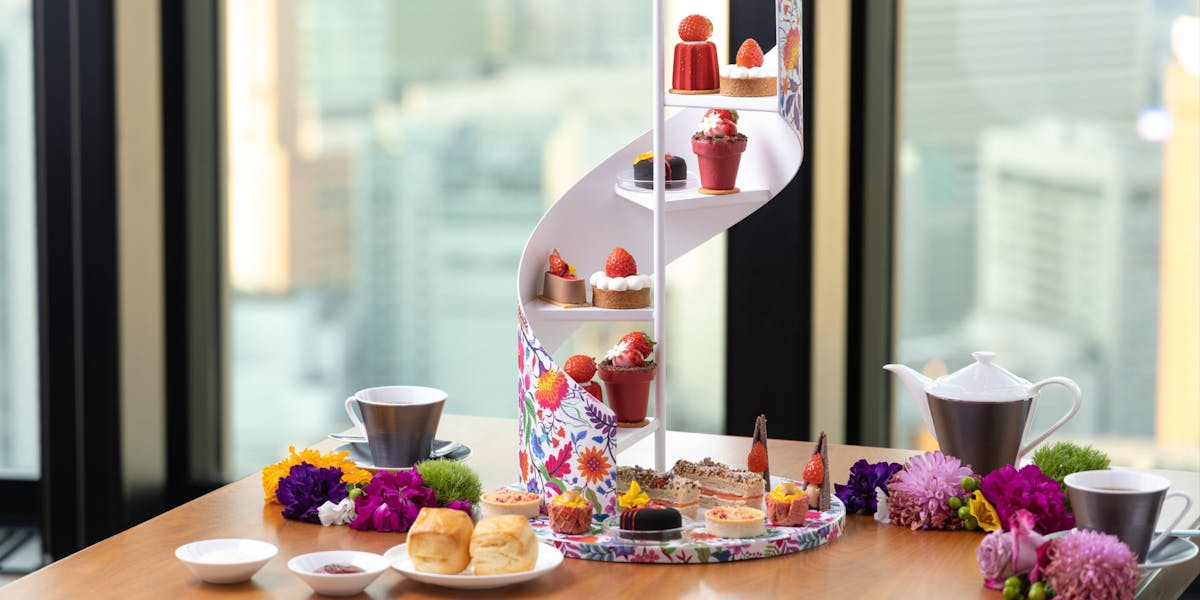 コンラッド大阪ストロベリーアフタヌーンティー「フルール・ティータイム」