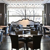 NYブルックリン・ダンボ地区の名を冠した「BAR &GRILL DUMBO」