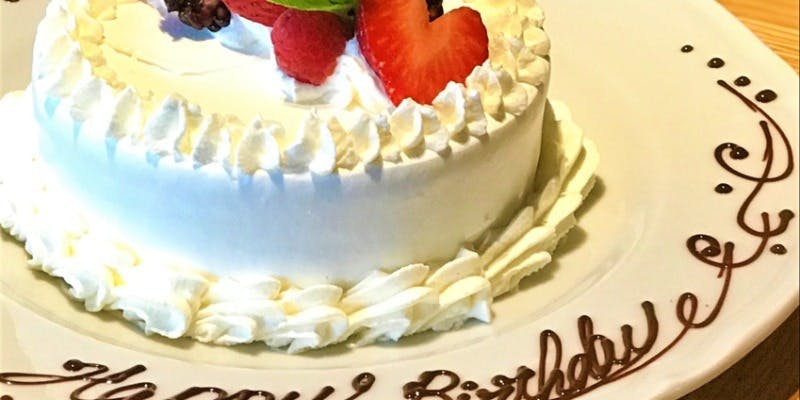 【Cake Anniversary Course】ホールケーキ＆乾杯スパークリング付き、メインはトリュフ仕立てのWステーキ