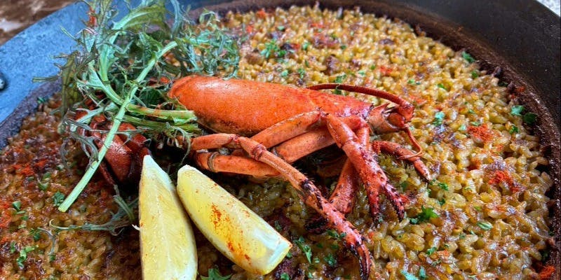 【年末年始プラン】オマールエビや黒毛和牛！オマールエビのパエリア、黒毛和牛も楽しめる贅沢7品＋2HFD