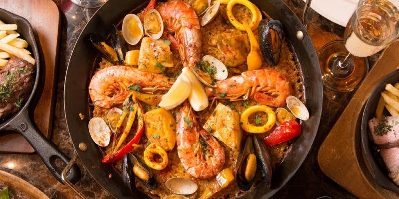 ビストロ クレスタ 麻布十番（BISTRO CRESTA）