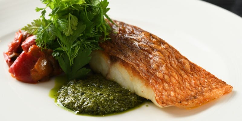 選べるメイン・オードブル・ サラダ・ デザート・ドリンクバー付プラン