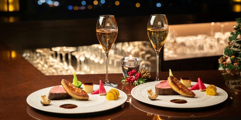 【Xmas2025】牛フィレとフォアグラなどを特別コースで＋乾杯クリスマスカクテル（12/24～12/25・2名様用）