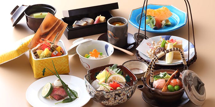 日本料理　折鶴（ニホンリョウリオリヅル）