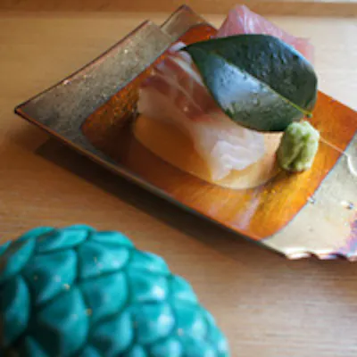 季節感を大切にしたお料理と器の美しさをお愉しみください