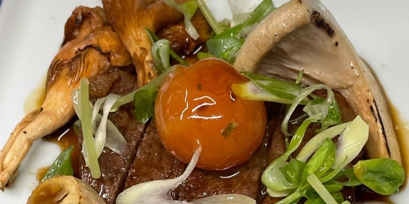 「黒豚の黒煮」やその日にしか出会えないお料理をご堪能全6品（平日限定）