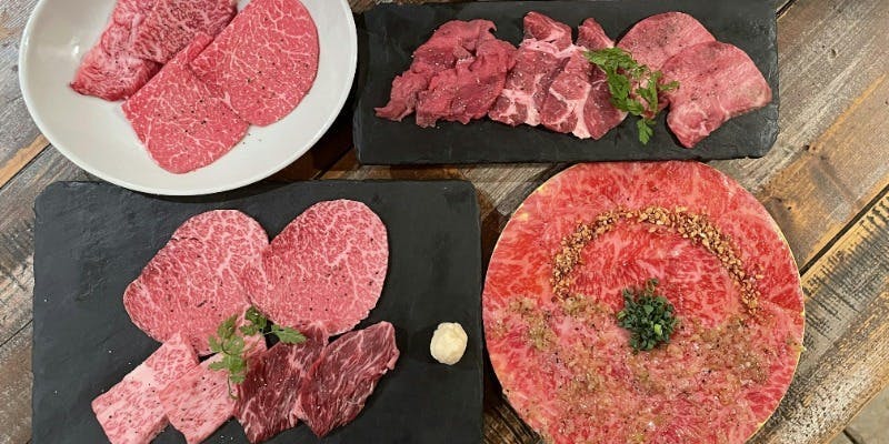 【表参道忘新年会コース】料理長厳選のお肉を表参道店限定で堪能できる＋2時間飲み放題