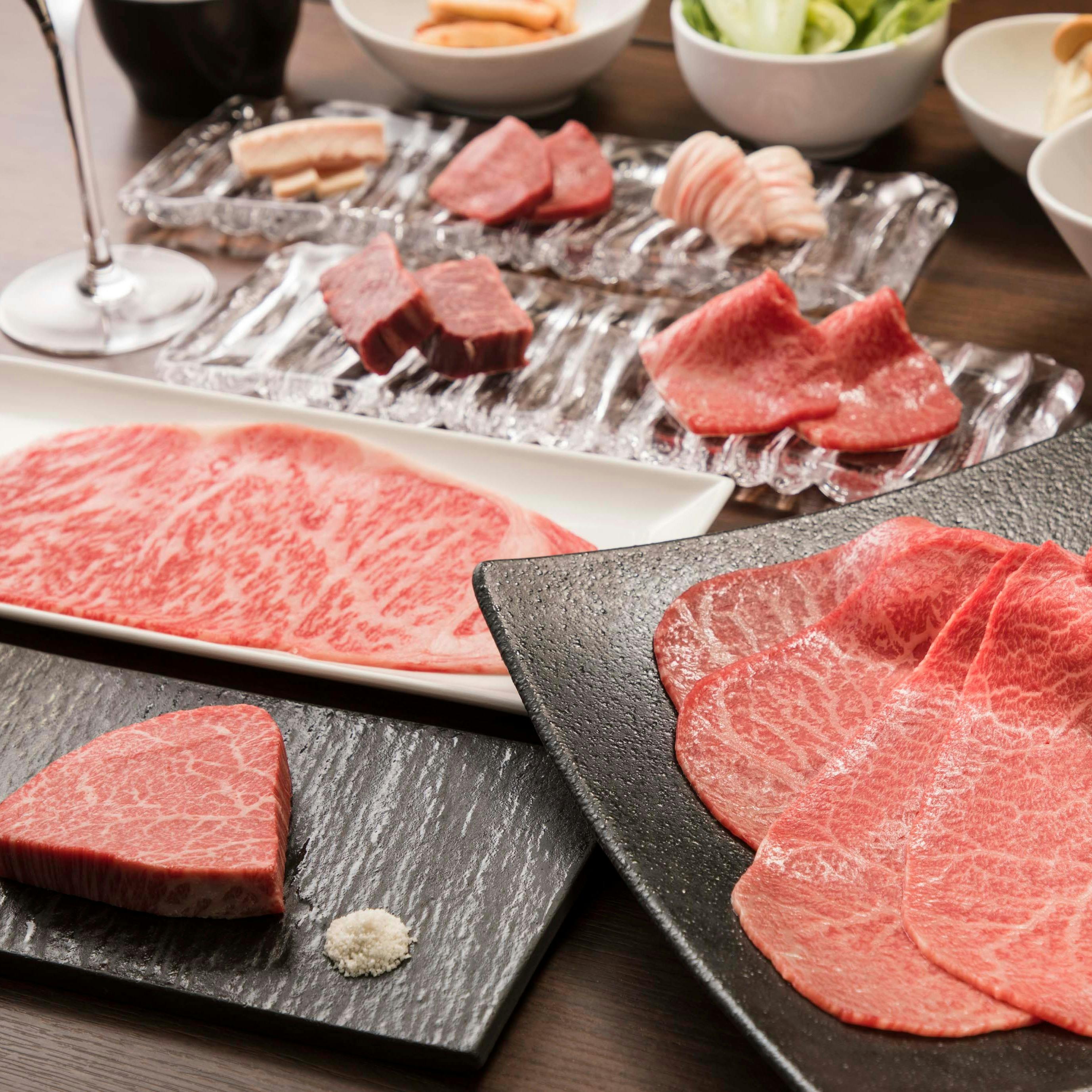 恵比寿焼肉 うしごろバンビーナ ヒルトップ店 【うしごろコース】全6品 ディナー プラン(10937142)・メニュー [一休.comレストラン]