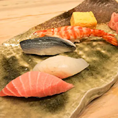 店主お奨めお任せの料理