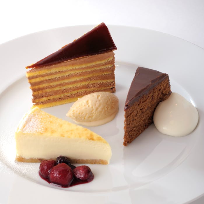 銀座 ハプスブルク ファイルヒェン オーストリアのクラシックを楽しむ3種のケーキ盛り合わせ 2時間カフェフリー 1日3組限定 ティー プラン メニュー 一休 Comレストラン 銀座 ハプスブルク ファイルヒェン オーストリアのクラシックを楽しむ3種のケーキ盛り合わせ 2時間カフェフリー 1日3組限定 ティー プラン メニュー 一休 Comレストラン