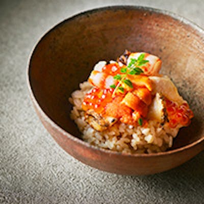 和と洋が織り成す、概念を超えた独特の和洋折衷料理