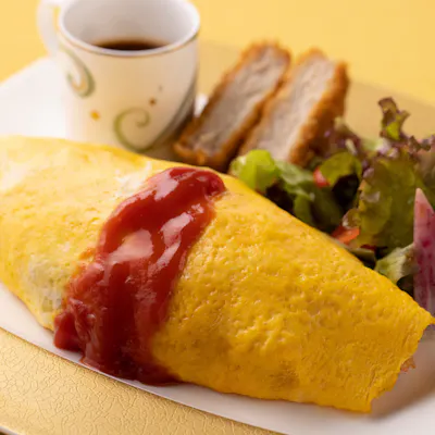 ランチセットや軽食、スイーツにお飲み物など
