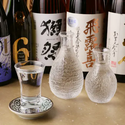 新酒も続々と入荷中!日本酒は銀座で屈指の品揃え