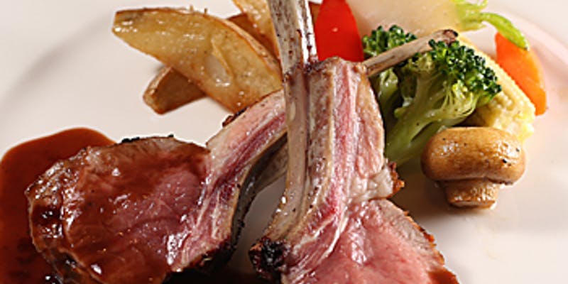 【Wメインコース】魚料理・牛フィレ肉or仔羊のグリル・デザート3種盛等全5品