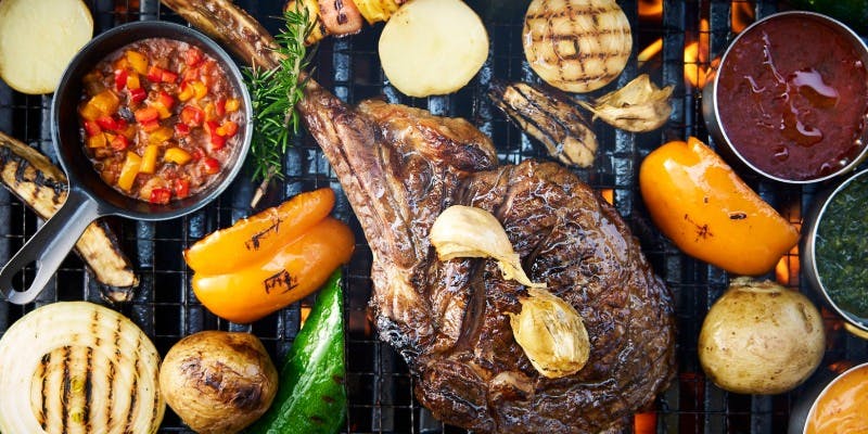 トマホークプレートBBQコース ＜ソフトドリンクフリーフロー付＞（2名様利用）