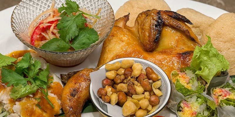 【A】前菜4種、ソフトシェルシュリンプ、豚トロの炙りなど