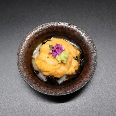 季節を際立たせる演出と惜しみない手間をかけた至極の品々