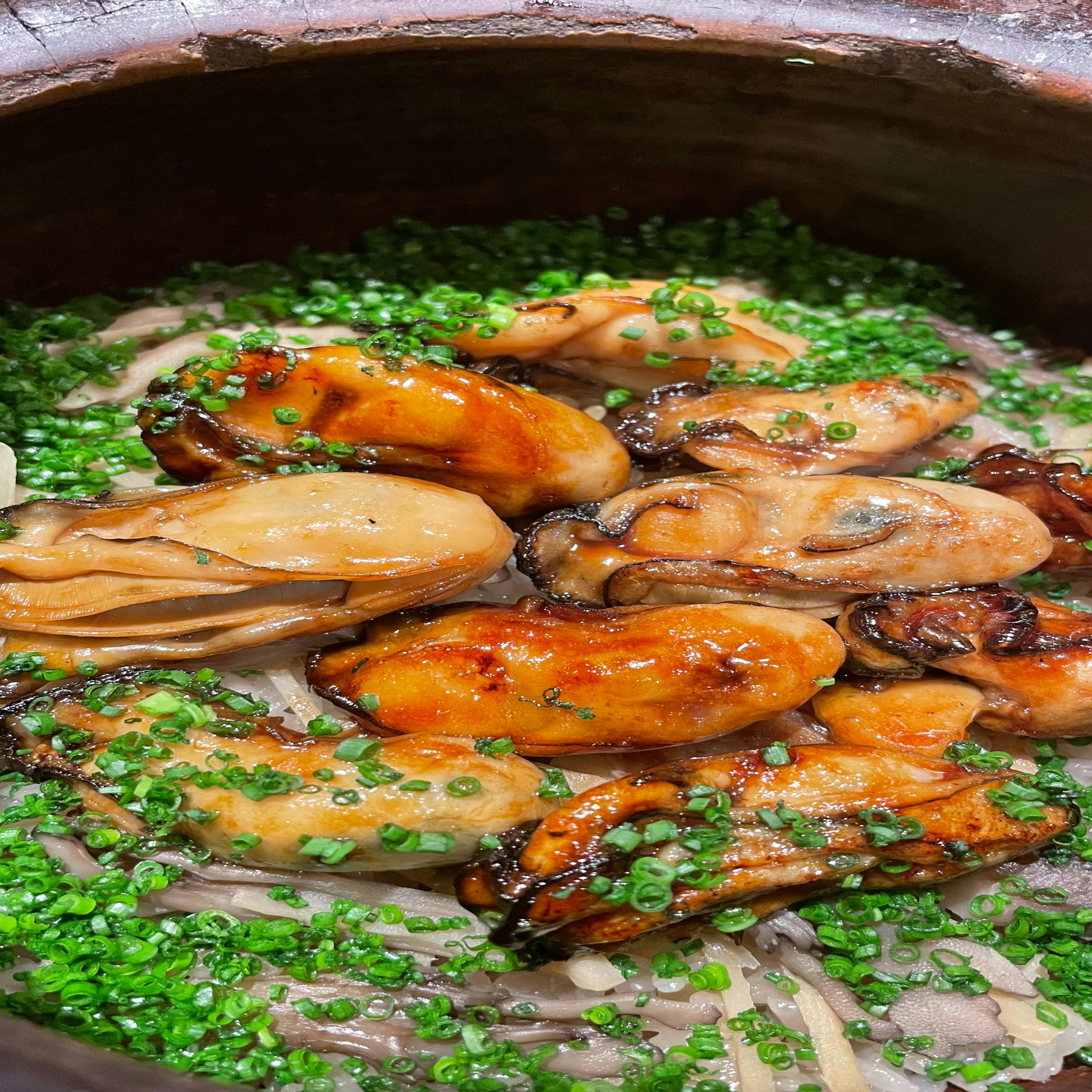 牡蠣の釜炊きご飯
