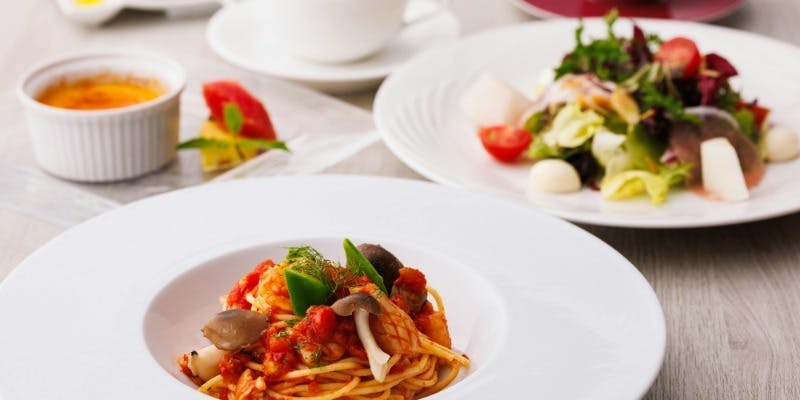 【パスタランチコース】前菜、パスタ、デザートなど全4品 （平日限定 3/1～）