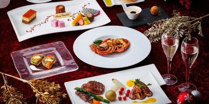 【Xmas2025】オマール海老のテルミドールと牛フィレ肉のグリル オニオンソースなどのWメインを含む全6皿