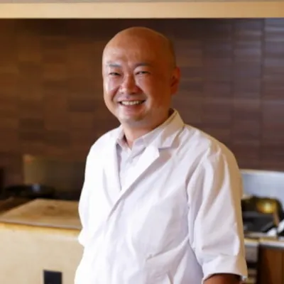 旨みを引き出す炭火に魅せられ独創的な京料理を生み出す