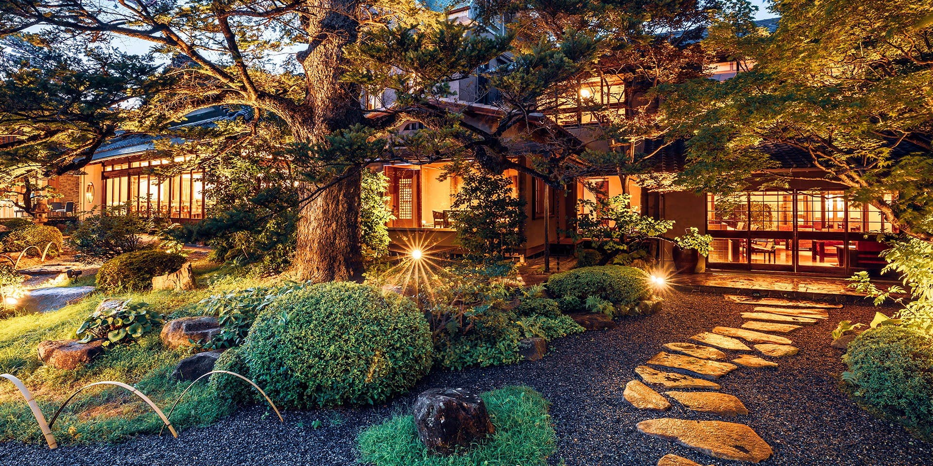 三瀧荘（ミタキソウ）