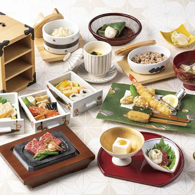 湯葉と豆腐にこだわった、彩りあふれる懐石料理