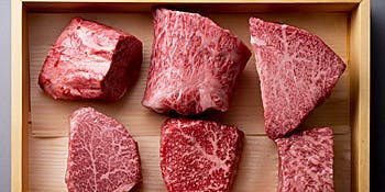 焼肉 The INNOCENT CARVERY 新丸ビル店（ヤキニク・イノセント カーベリー）