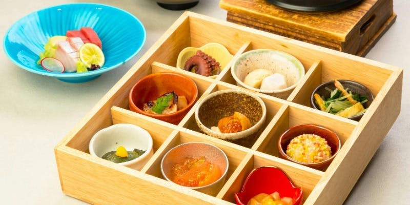 隠れ房 品川 四阿 【瑞穂 みずほ】 黒毛和牛・土釜飯全10品【2H飲み