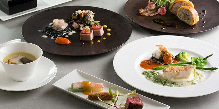 レストラン アイリス