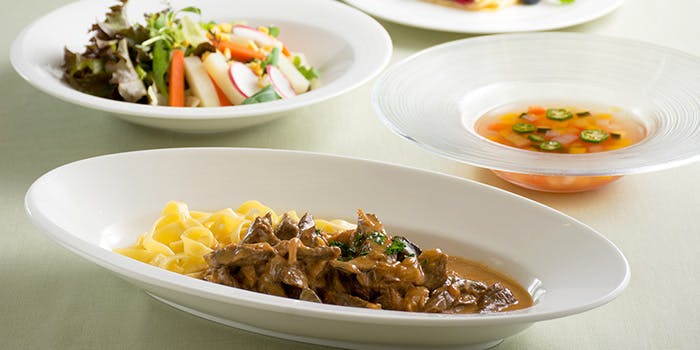 レストラン アイリス