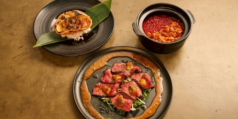 【ウニいくら土鍋ご飯コース】ウニ3種食べ比べなど全8品＋スパークリング含む3時間飲み放題,記念日プレート