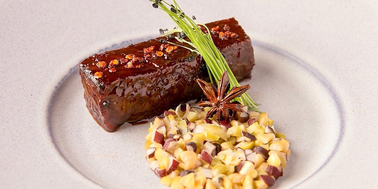 TOKYO CHINOIS 神子（トーキョーシノワ カミコ）