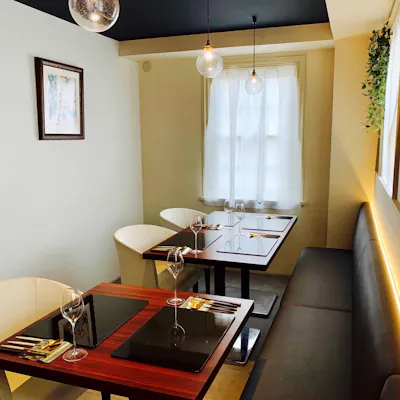 洗練されたお洒落な店内で、創作中華料理をご堪能
