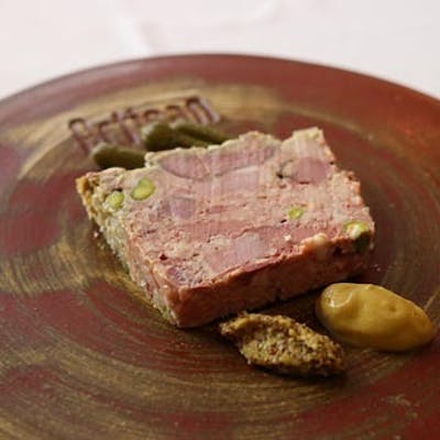 美しさと儚さが漂うオリジナル和食器