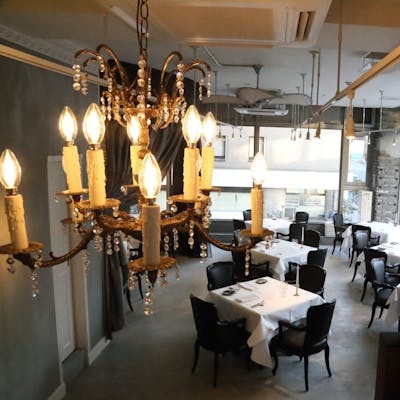 非日常的な大人の上質空間で素敵なひと時を