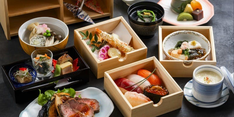 【万葉彩り御膳】＋（和食づくしの御膳）（顔合わせ　接待向き）