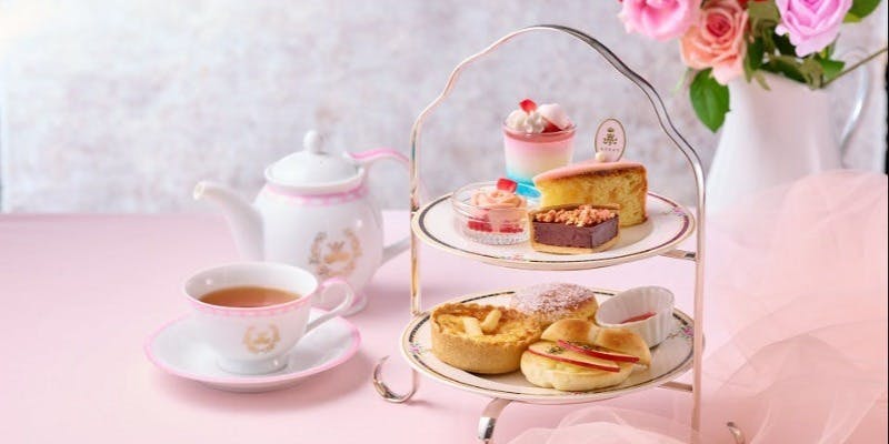 【アフタヌーンティーセット】ニナスの紅茶と旬の味覚をいただくティーセット