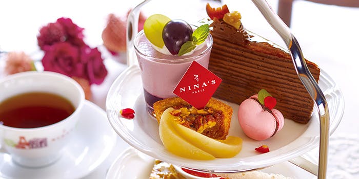 ル サロン ド ニナス クィーンズスクエア横浜（LE SALON DE NINA’S）