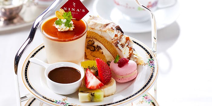 ル サロン ド ニナス クィーンズスクエア横浜（LE SALON DE NINA’S）