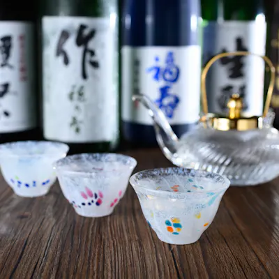 素材の味を活かした料理を引き立てるこだわりのお酒