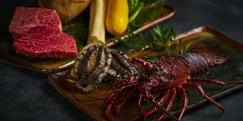 新【匠】アワビ、国産活イセエビ、黒毛和牛サーロインなど全9品